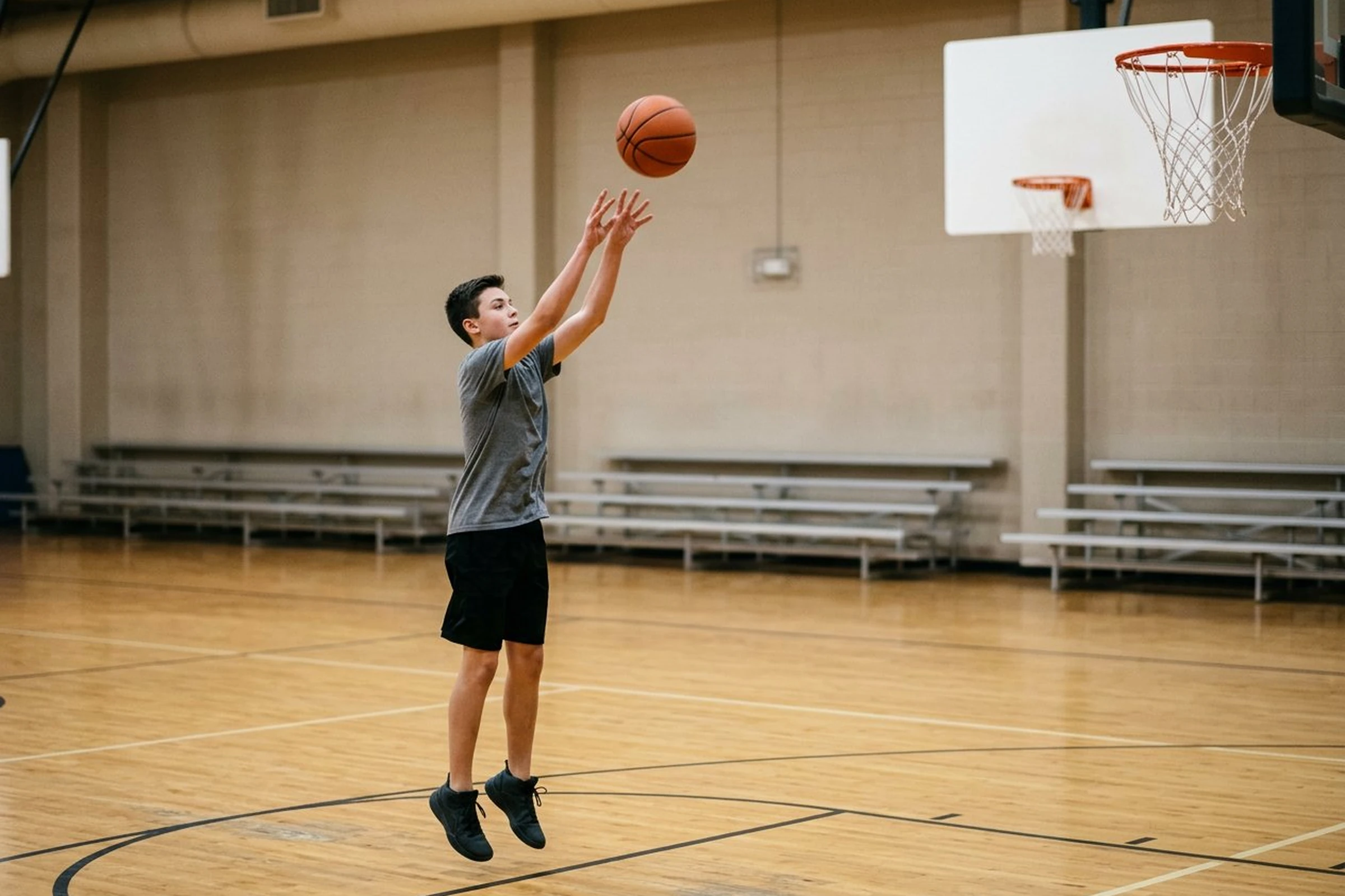 AAU vs high school basketball AAU vs high school basketball